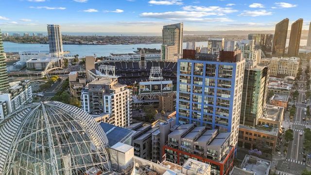 321 10th Ave 2108, San Diego, CA 92101