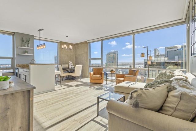 321 10th Ave 2108, San Diego, CA 92101