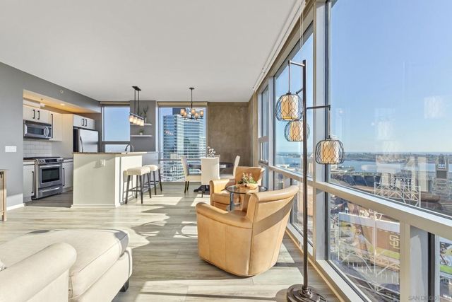 321 10th Ave 2108, San Diego, CA 92101
