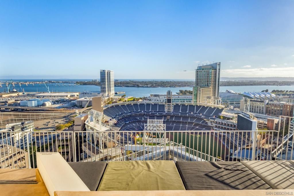 Image 31 of property listing at 321 10th Ave 2108, San Diego, CA 92101