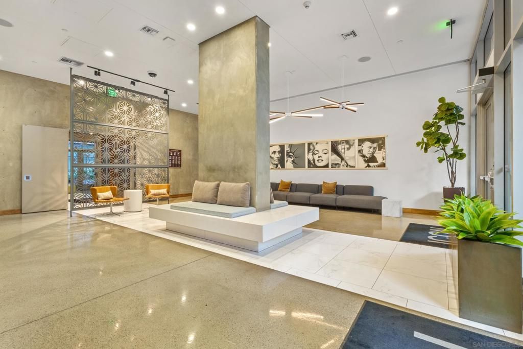 Image 40 of property listing at 321 10th Ave 2108, San Diego, CA 92101