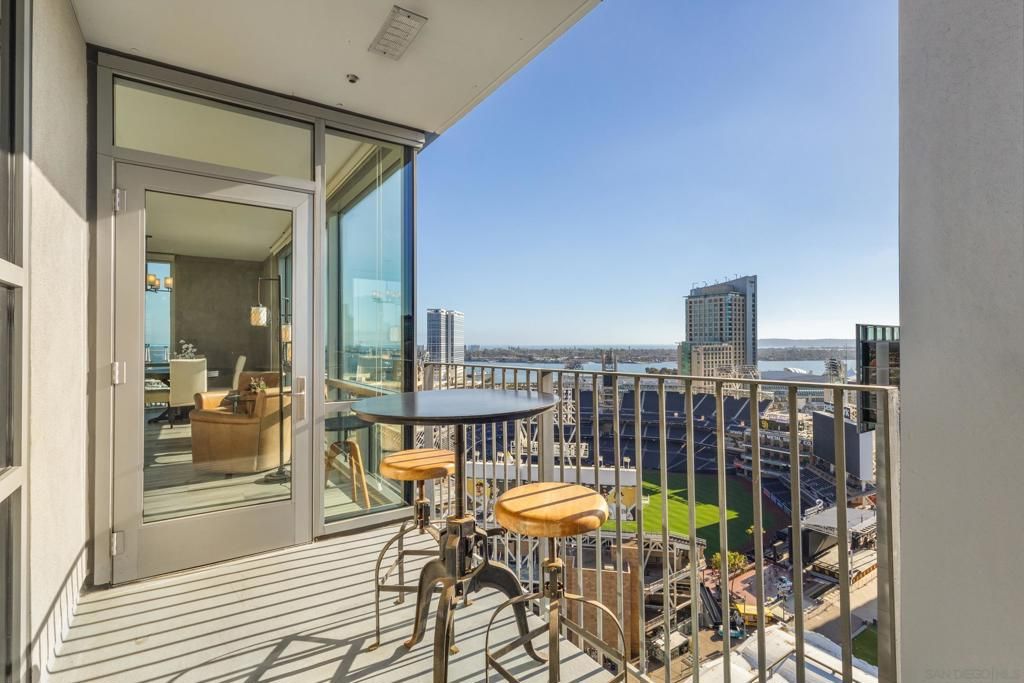 Image 8 of property listing at 321 10th Ave 2108, San Diego, CA 92101