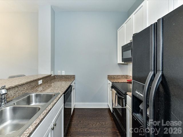 115 E Park Avenue 305, Charlotte, NC 28203