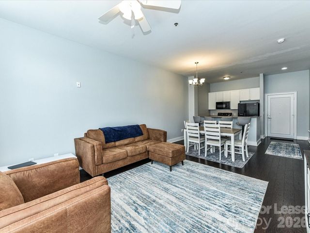 115 E Park Avenue 305, Charlotte, NC 28203
