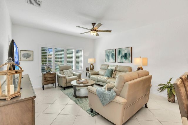 4212 SW 11th Street, Deerfield Beach, FL 33442