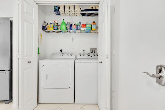 4212 SW 11th Street, Deerfield Beach, FL 33442