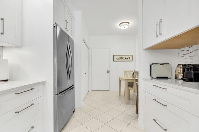 4212 SW 11th Street, Deerfield Beach, FL 33442