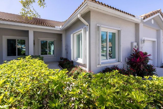 4212 SW 11th Street, Deerfield Beach, FL 33442