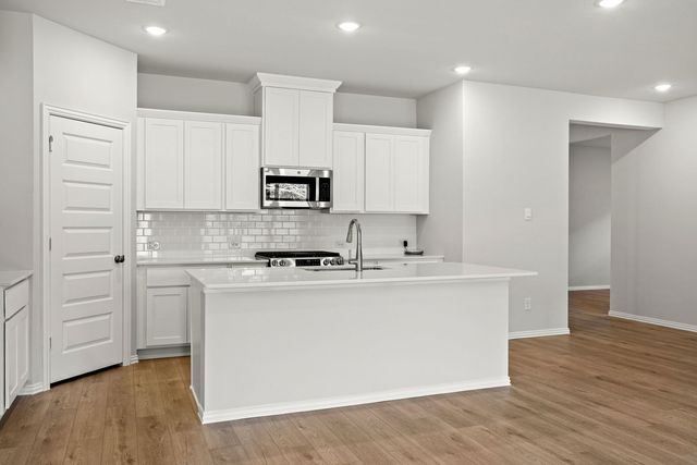 3204 Kingdom Drive, Denton, TX 76208