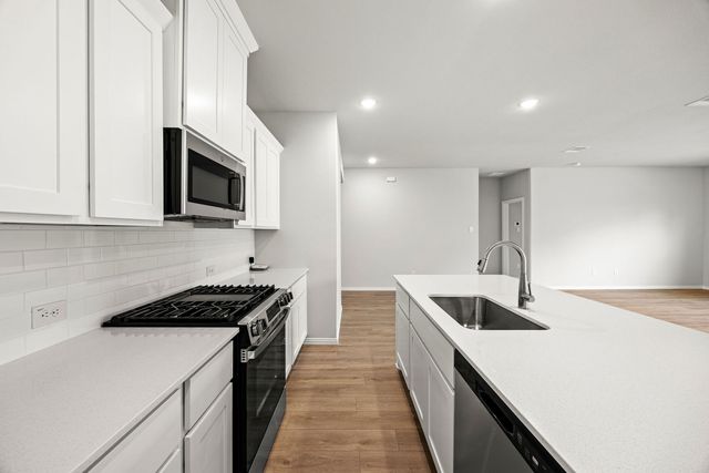 3204 Kingdom Drive, Denton, TX 76208