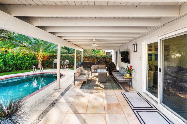 4020 NW 2nd Court, Delray Beach, FL 33445