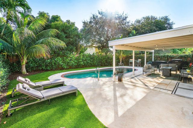 4020 NW 2nd Court, Delray Beach, FL 33445