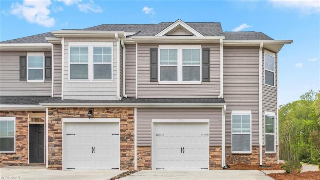 1665 Hallview Court, Kernersville, NC 27284