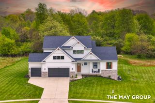 5757 Thornapple Mill Court, Caledonia, MI 49316
