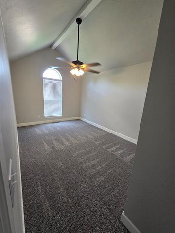 1520 W Agate Way, Mustang, OK 73064