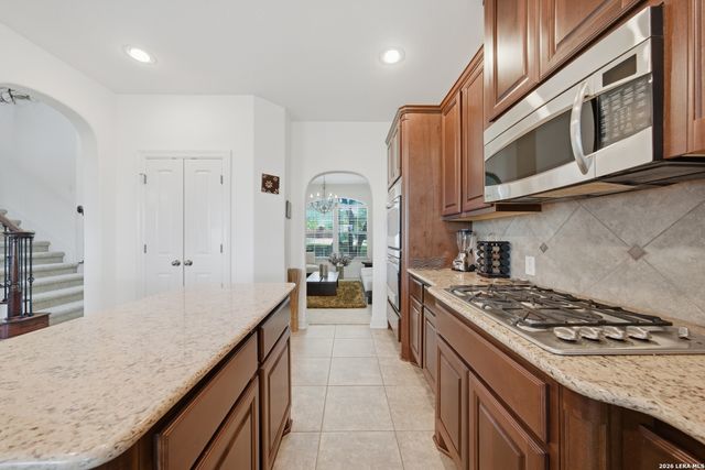 3751 Sunset Clf, San Antonio, TX 78261