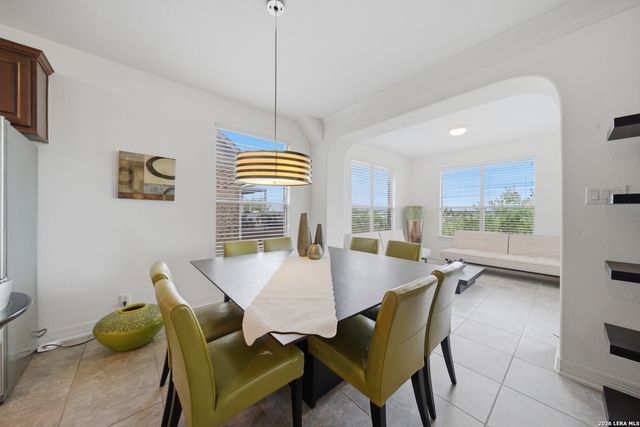 3751 Sunset Clf, San Antonio, TX 78261