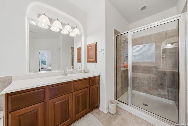 3751 Sunset Clf, San Antonio, TX 78261