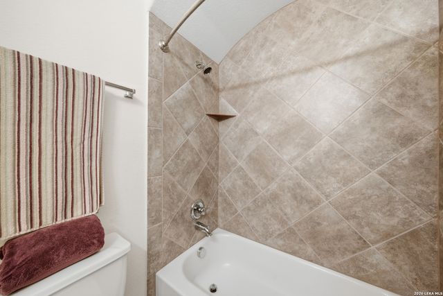 3751 Sunset Clf, San Antonio, TX 78261