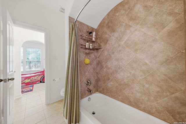 3751 Sunset Clf, San Antonio, TX 78261