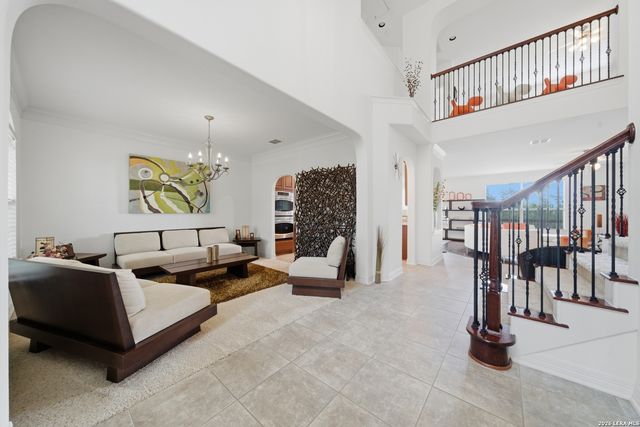 3751 Sunset Clf, San Antonio, TX 78261