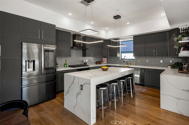 5776 Campo Walk, Long Beach, CA 90803
