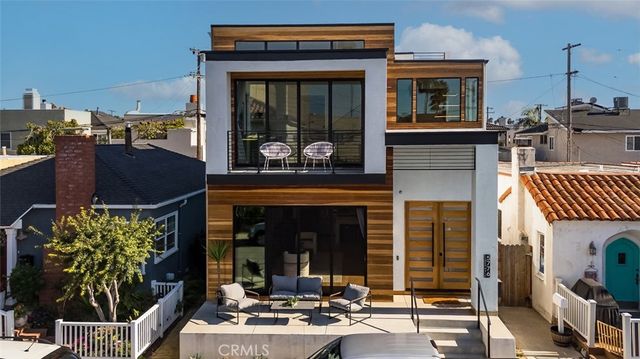 5776 Campo Walk, Long Beach, CA 90803