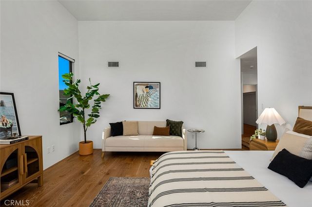 5776 Campo Walk, Long Beach, CA 90803