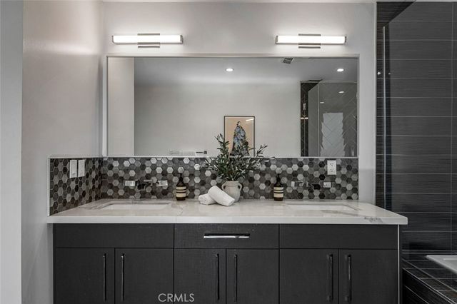 5776 Campo Walk, Long Beach, CA 90803