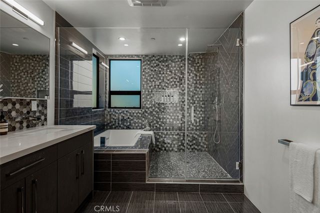 5776 Campo Walk, Long Beach, CA 90803