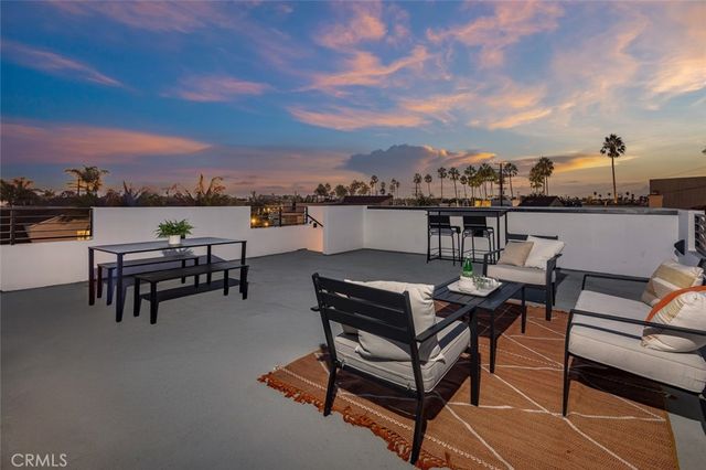 5776 Campo Walk, Long Beach, CA 90803