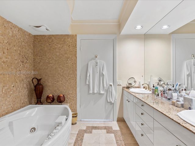 19111 Collins Ave 2503, Sunny Isles Beach, FL 33160