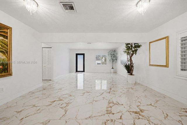 4261 SW 12th St, Miami, FL 33134