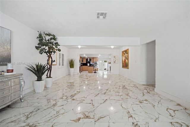 4261 SW 12th St, Miami, FL 33134