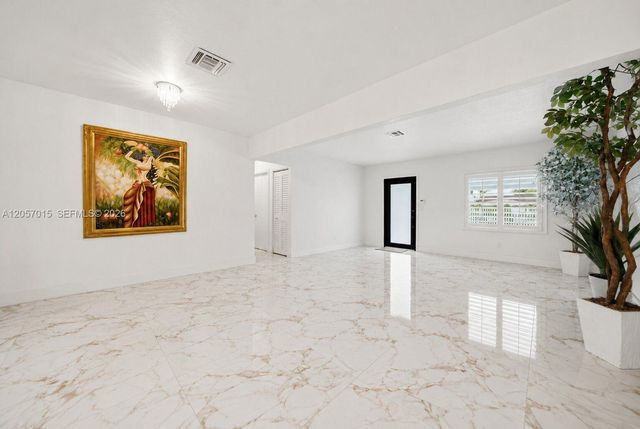 4261 SW 12th St, Miami, FL 33134