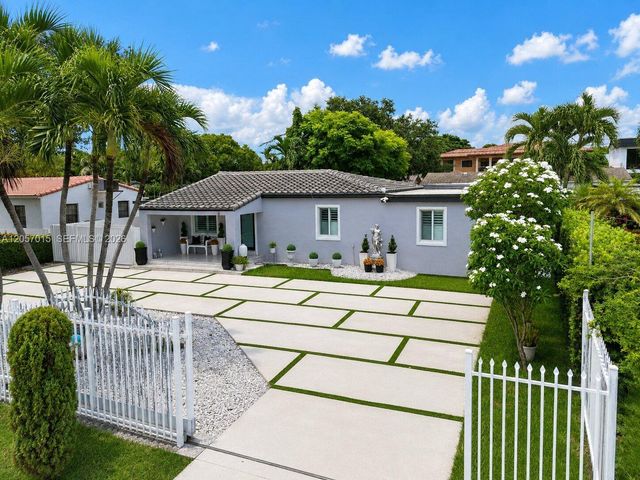 4261 SW 12th St, Miami, FL 33134
