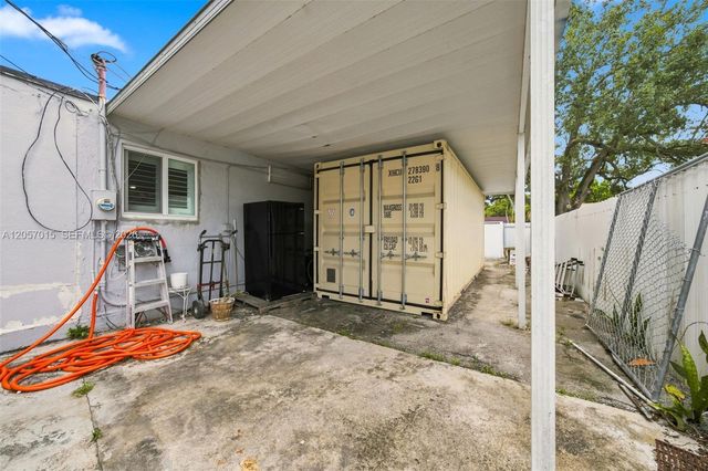 4261 SW 12th St, Miami, FL 33134