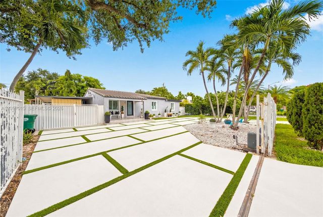 4261 SW 12th St, Miami, FL 33134