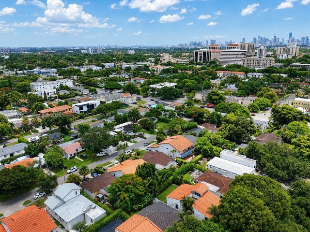 4261 SW 12th St, Miami, FL 33134