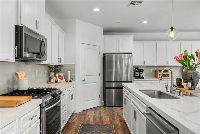 1674 Carrara Ln, Ripon, CA 95366