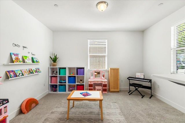 1674 Carrara Ln, Ripon, CA 95366