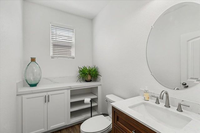 1674 Carrara Ln, Ripon, CA 95366