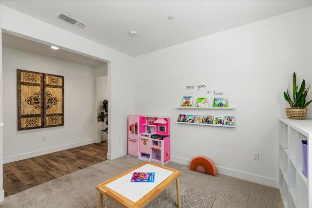 1674 Carrara Ln, Ripon, CA 95366