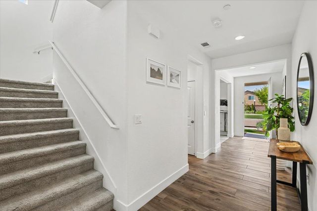1674 Carrara Ln, Ripon, CA 95366