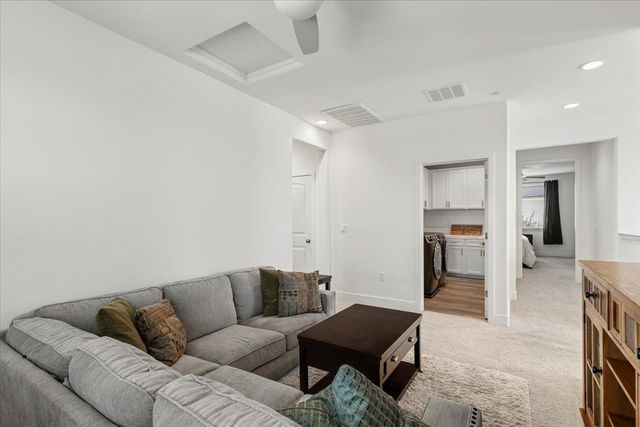 1674 Carrara Ln, Ripon, CA 95366