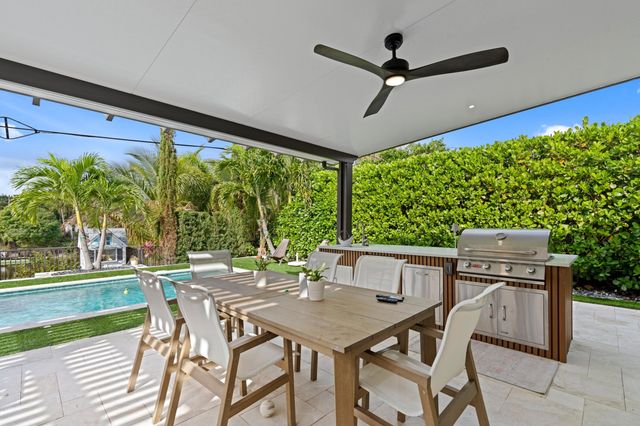 835 NW 5th Avenue, Boca Raton, FL 33432