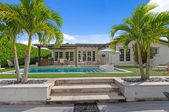 835 NW 5th Avenue, Boca Raton, FL 33432