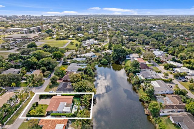 835 NW 5th Avenue, Boca Raton, FL 33432