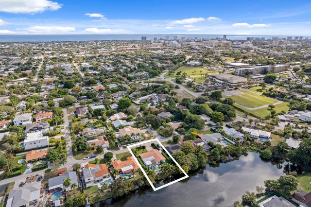 835 NW 5th Avenue, Boca Raton, FL 33432