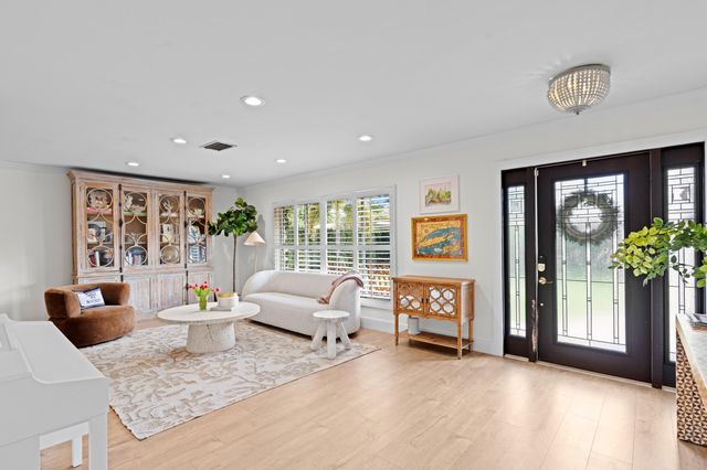 835 NW 5th Avenue, Boca Raton, FL 33432